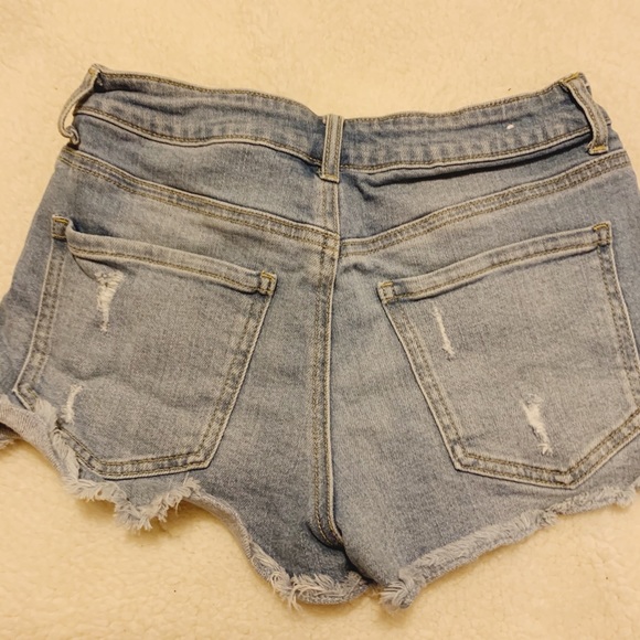 FOREVER 21 Festival denim shorts size 26 - Picture 2 of 5
